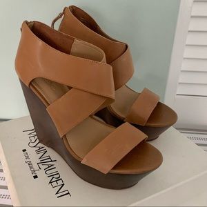 ALDO Women’s Tan Leather Wedges